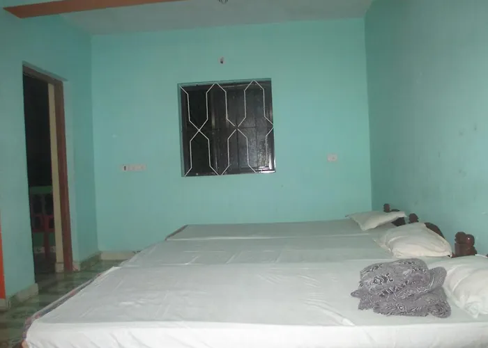 Subhash Guest House